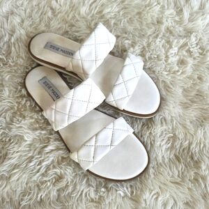Steve Madden Double Strap Quilted Sandals 8.5 White